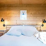 Fnire Chalet *